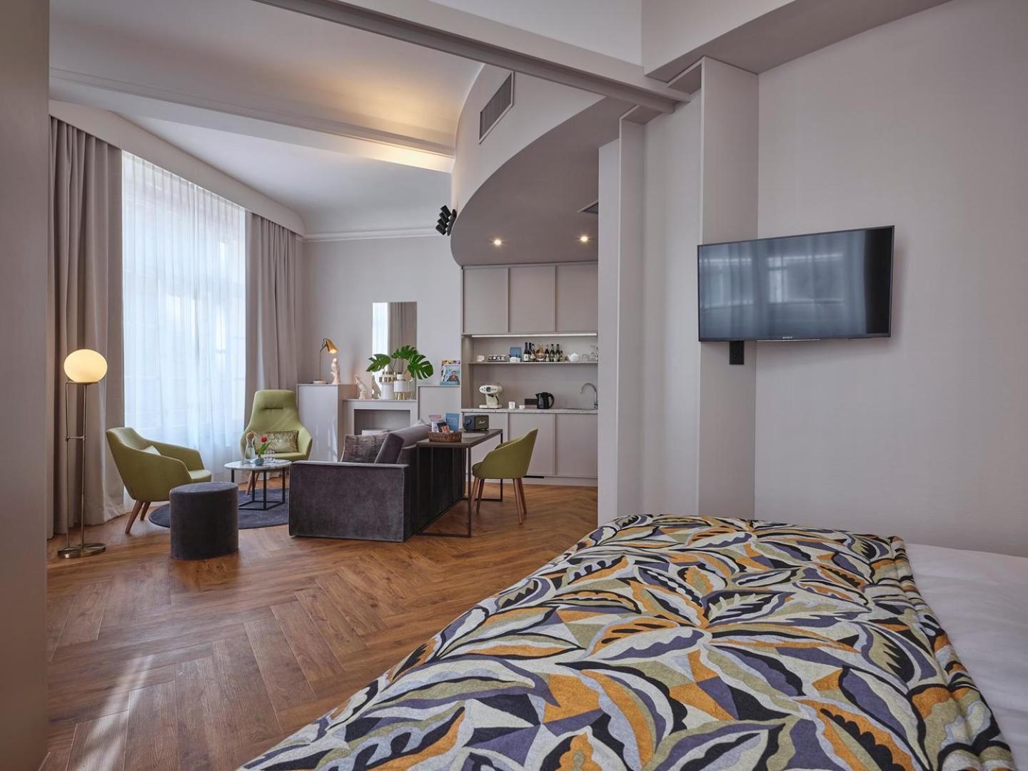 Suite