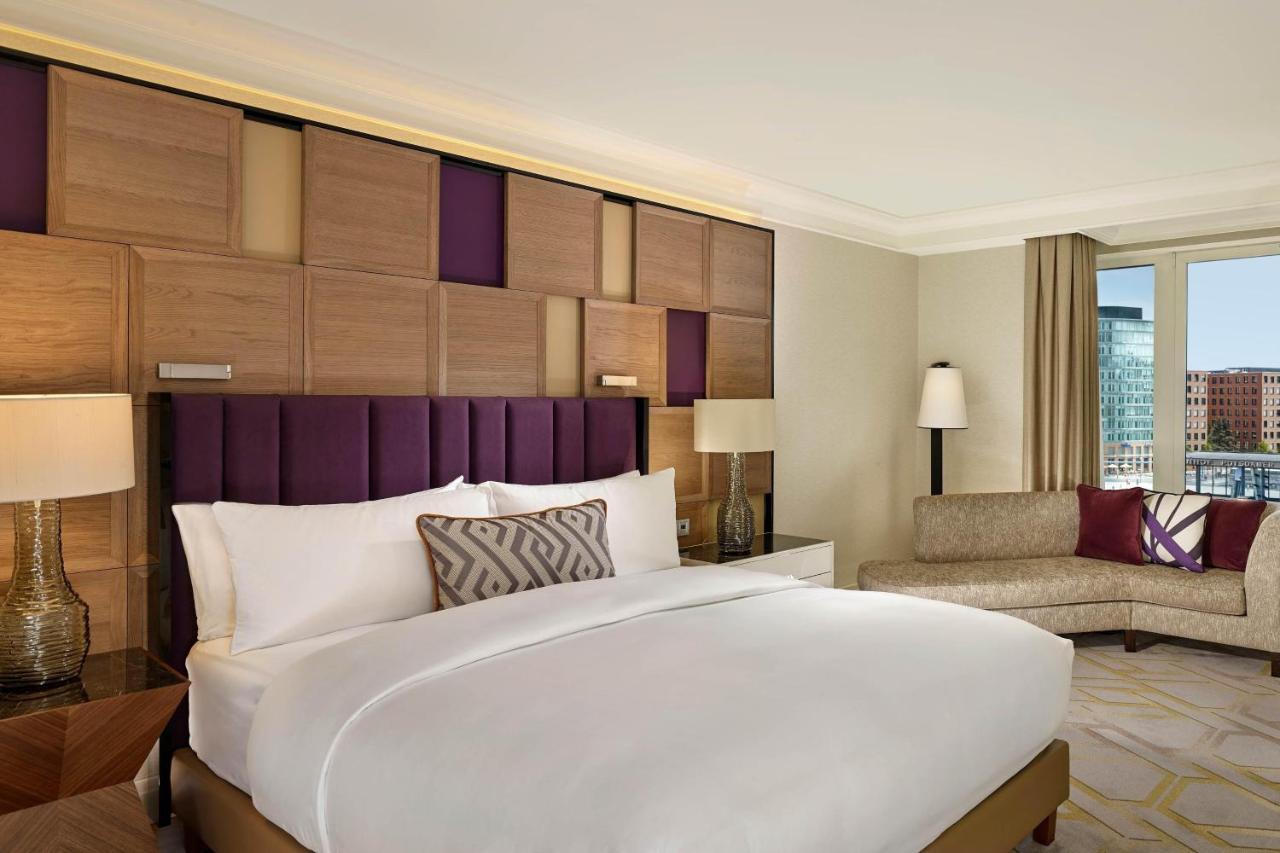Deluxe King Room with City View,1710388778:JPEG