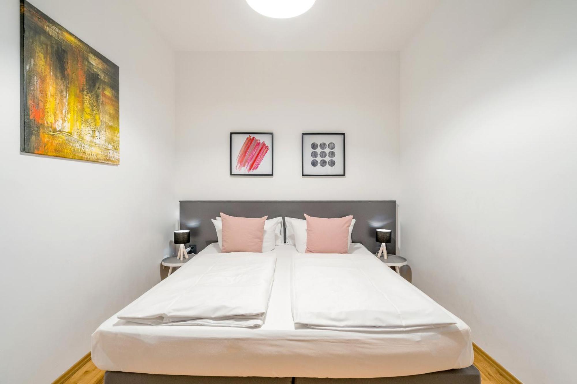 One-Bedroom Apartment Terrace