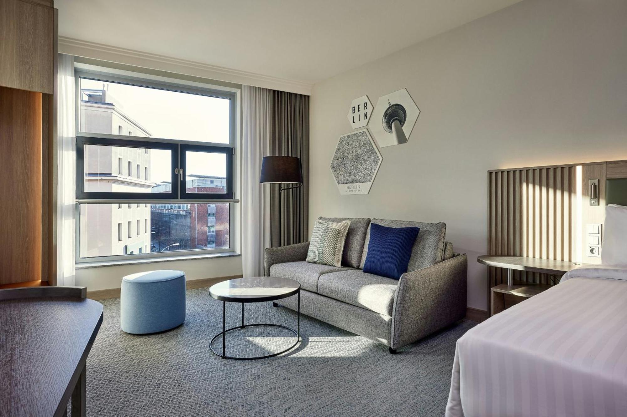 Superior Zimmer mit Kingsize-Bett und Schlafsofa – größeres Zimmer