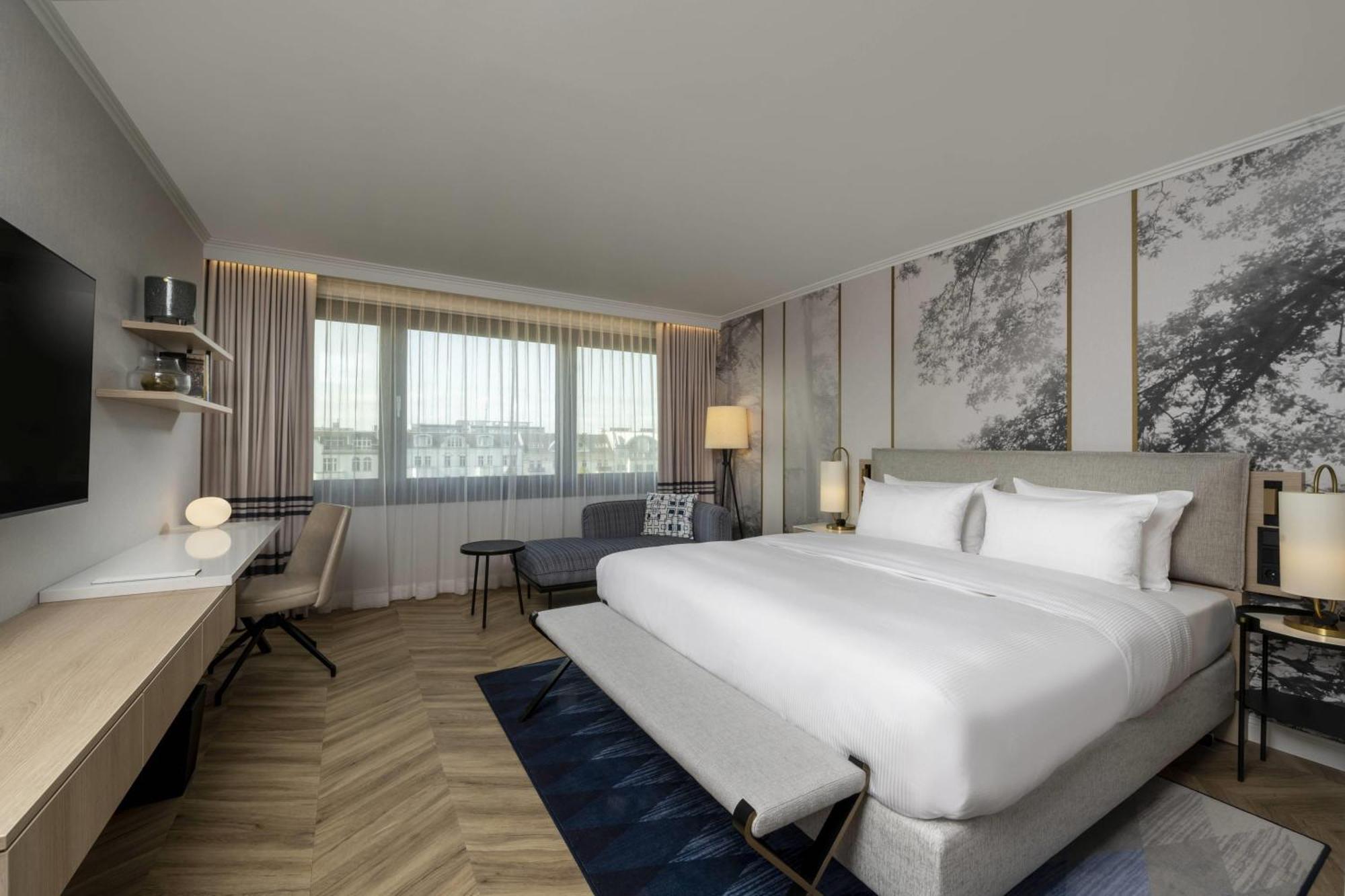 Executive King Room - Lounge Access