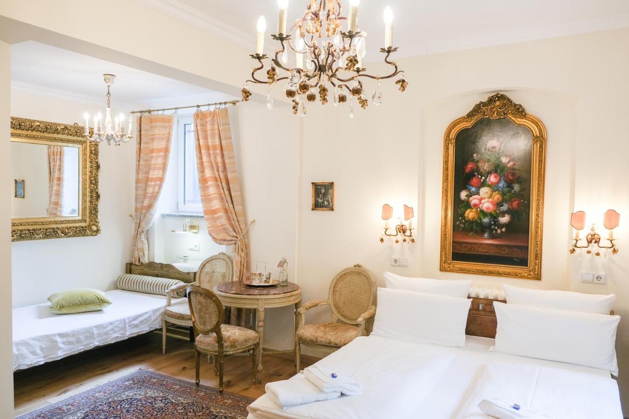 Classic Triple Room