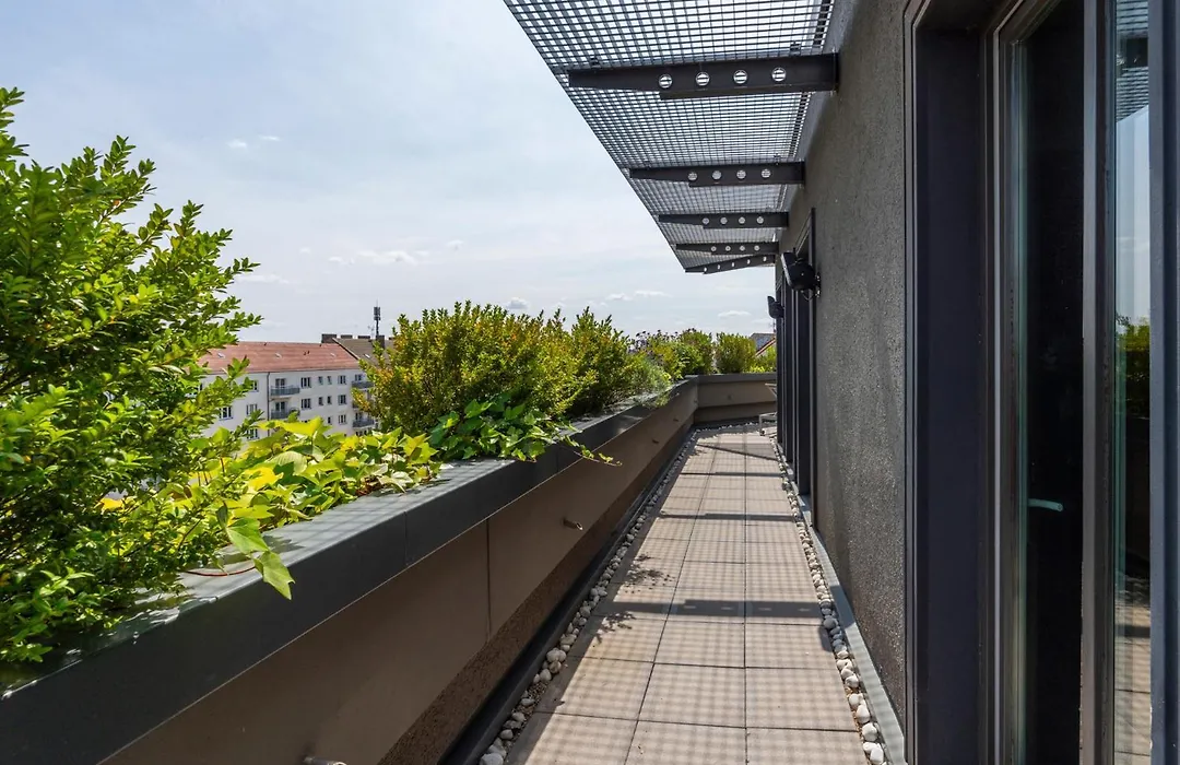 Hotel NEWBERLIN-1