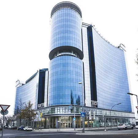 Select Hotel Berlin Spiegelturm-3