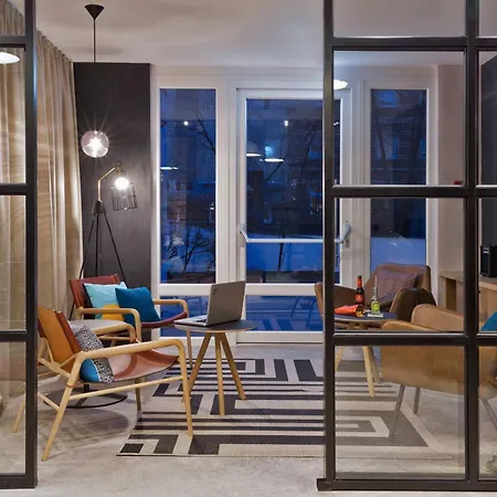 Moxy Berlin Humboldthain Park-2